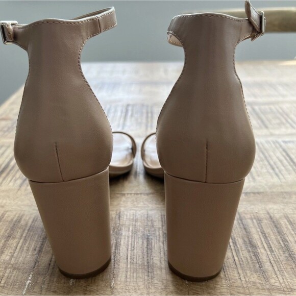 INC Lexini Block Heel Beige Ankle Strap Buckle Sandal Shoes Women's Size 8.5 - Picture 6 of 8